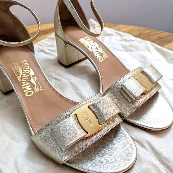 Sale salvatore ferragamo gold sandals 2026 Salvatore Ferragamo